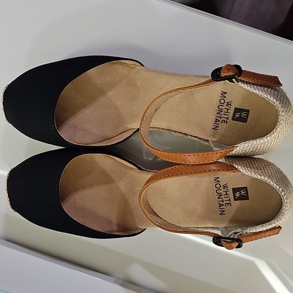 White Mountain Wedges - Picture 6 of 8